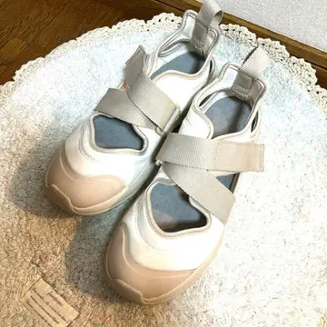 무인양품 스니커즈 샌들 M 사이즈