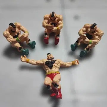 스트리트 파이터 잔기예프 데스크탑 피규어 4개 세트