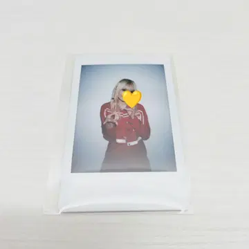 BEYOOOOONDS 에구치 사야 폴라로이드