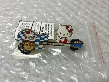 나리타점 HELLO KITTY SANRIO 하드 록 카페 핀 배지
