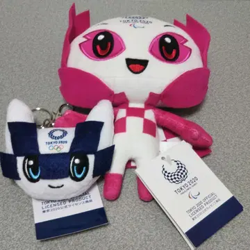 도쿄 2020 올림픽 마스코트 소메이티 미라이토와 세트