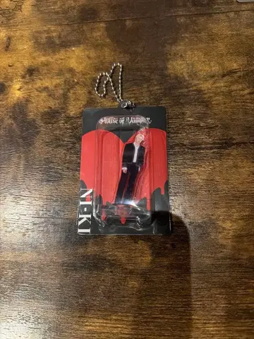 ENHYPEN 니키 아크릴 키링 House of Vampire