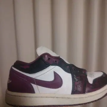 리메이크 조던 1 로우