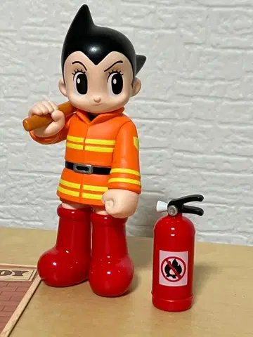 POPMART ASTRO BOY 철완 아톰