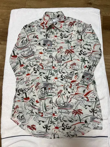 Y-3 디자인 셔츠 사이즈 S