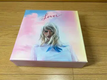 Taylor Swift Lover deluxe cd boxset