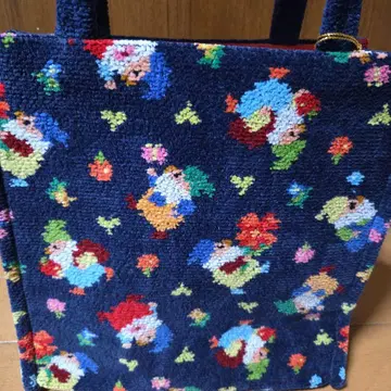 페이 토트백 플레이풀픽시