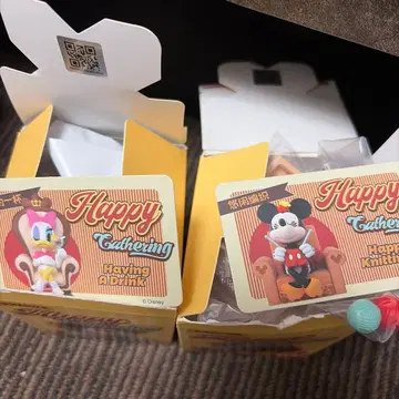 52TOYS Happy Friends Teathering 미니 데이지