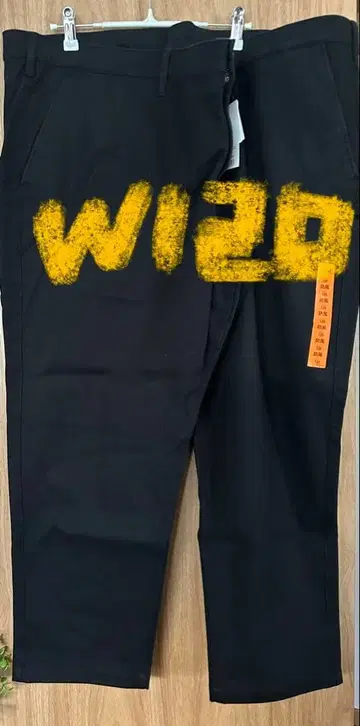 유니클로 W120cm 방풍 스트레치 슬림 핏 치노