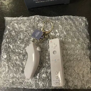 닌텐도 뮤지엄 Wii 리모컨 키링 화이트