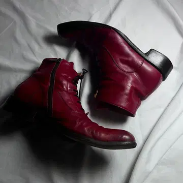 Hand made Pointed toe leaher boots
