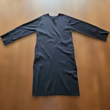 하이크 HYKE 슬릿 원피스 사이즈 2 블랙