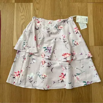 [택 포함 미사용 새상품] 미셸 마카롱 릴 플뢰르 스커트 S 사이즈 핑크