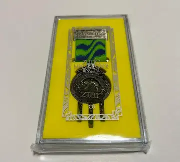 ZUTOMAYO PREMIAM 훈장