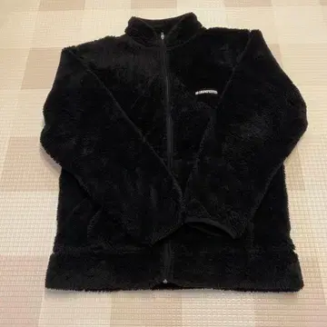 UNDEFEATED 언디피티드 챔피온 콜라보 아우터