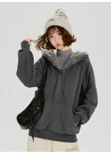 [ 새상품 ] 퍼 후드 집업 M 사이즈