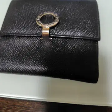 불가리 2단 접이식 지갑