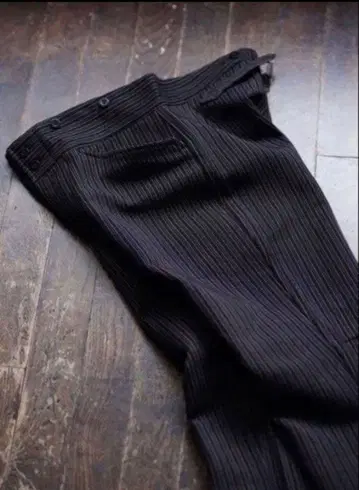 [ 거의 새상품 ] 프렌치 가먼트 아나토미카 GARDIAN PANTS