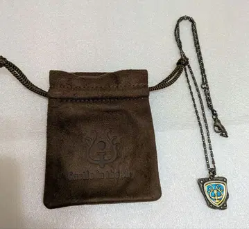 지브리 미술관 한정판 천공의 성 라퓨타 문장 목걸이