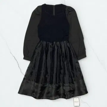 EmiriaWiz 에밀리아 위즈 파워숄더 시어 체크 원피스 블랙