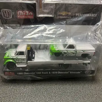 M21968 쉐보레 C60 트럭 & 1979 쉐보레 실버라도