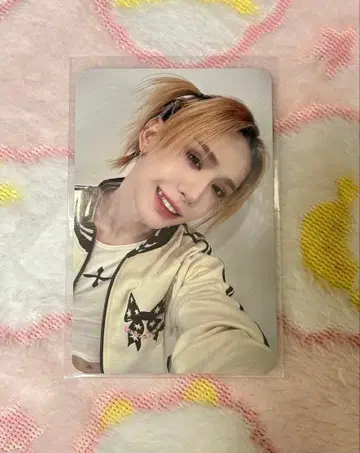 XLOV RISINGSTAR 움티 트레이딩 카드 미공개 포토카드