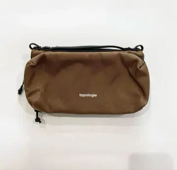 topologie (토폴로지) | 보틀 사코슈 브라운