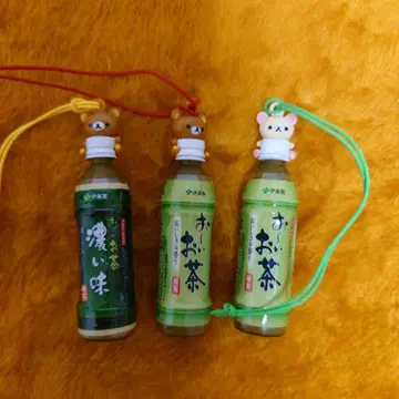 미사용품 리락쿠마 헤이세이 레트로 오이오차 미니 보틀 라이트 스트랩 3종