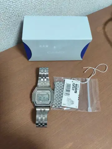 CASIO CLASSIC PREMIUM 시리즈 A1000A-7JF