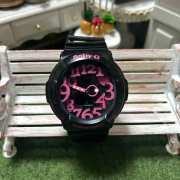 카시오 / BGA-130-1BJF 블랙+핑크