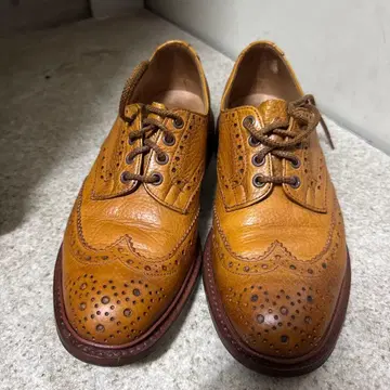 Tricker's uk8.5 주름 가죽