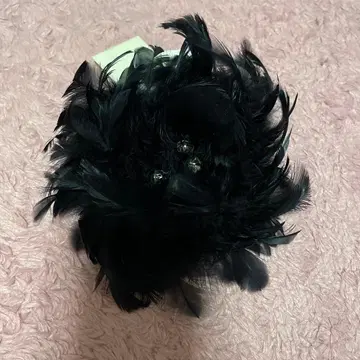 질스튜어트 코사지