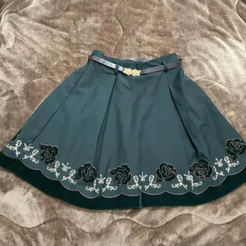 axes femme 그린 스커트