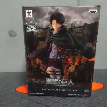 진격의 거인 리바이 아커만 피규어