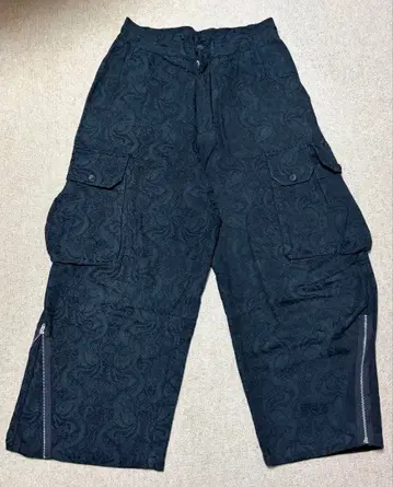 패턴 슬랙스 Casper John