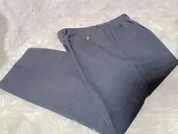 ErmenegildoZegna 다크 그레이 팬츠