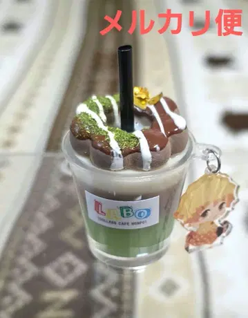 귀멸의 칼날 콜라보 카페혼포 LABO 모큥업 아가츠마 젠이츠