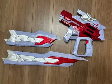 중국 반다이 가면라이더 기츠 버스터 QB9