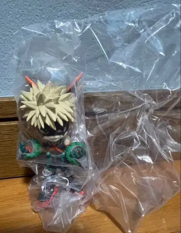 바쿠고 카츠키 파르베르 피규어 나의 히어로 아카데미아