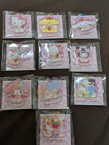 산리오 딸기신문 2025년 8월호 반짝반짝 프렌즈 참 10종 컴프 세트