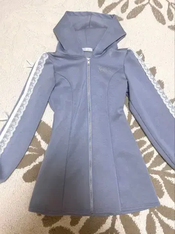 evelyn 후드 원피스 아이스 블루