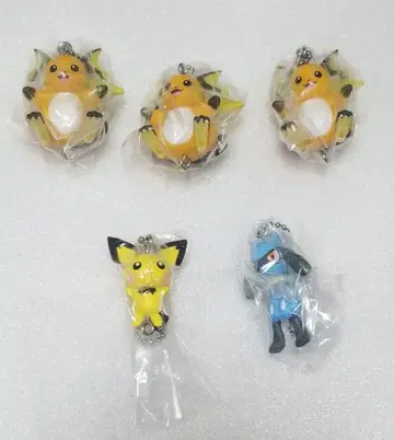 포켓몬 집게 연결 마스코트 라이츄 피츄 리오르