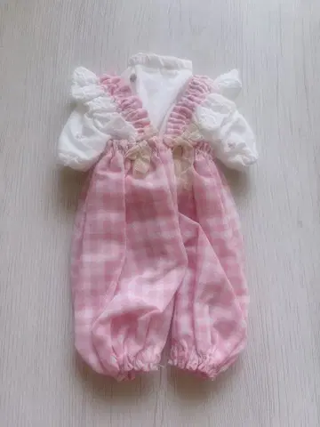 브라이스 아웃핏 작가님