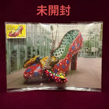 쿠사마 야요이 키리시마 아트의 숲 빨간색 신발 스트랩