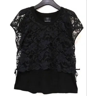 새상품급 에포카 더 쇼프 x VOUS ETES 레이스 레이어드 티셔츠