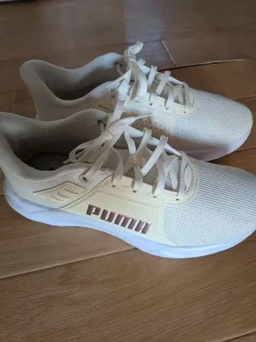 PUMA 스니커즈 SOFTFOAM+