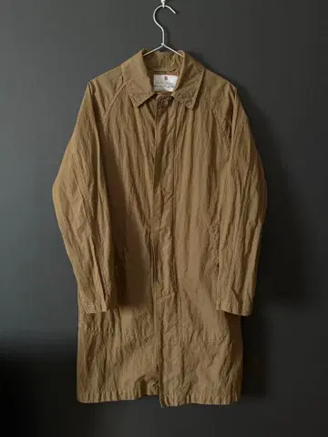 [ 새상품급 ] MONTGOMERY 베이지 스텐카라 코트 M 사이즈