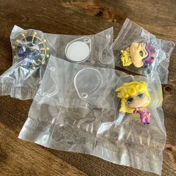 죠죠 캡슐 피규어 컬렉션 3체 죠르노 포르포 블랙 사바스