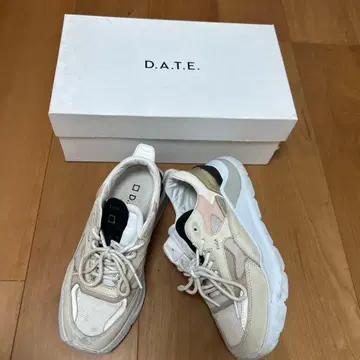 데이트 스니커즈 핑크 믹스 하피플라 별주