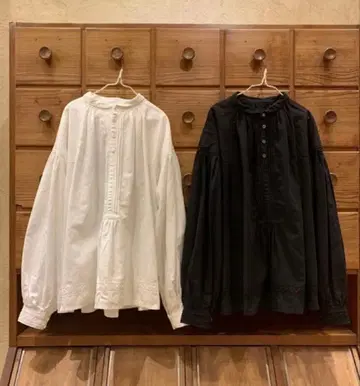 nest robe 헴프코튼 자수 블라우스